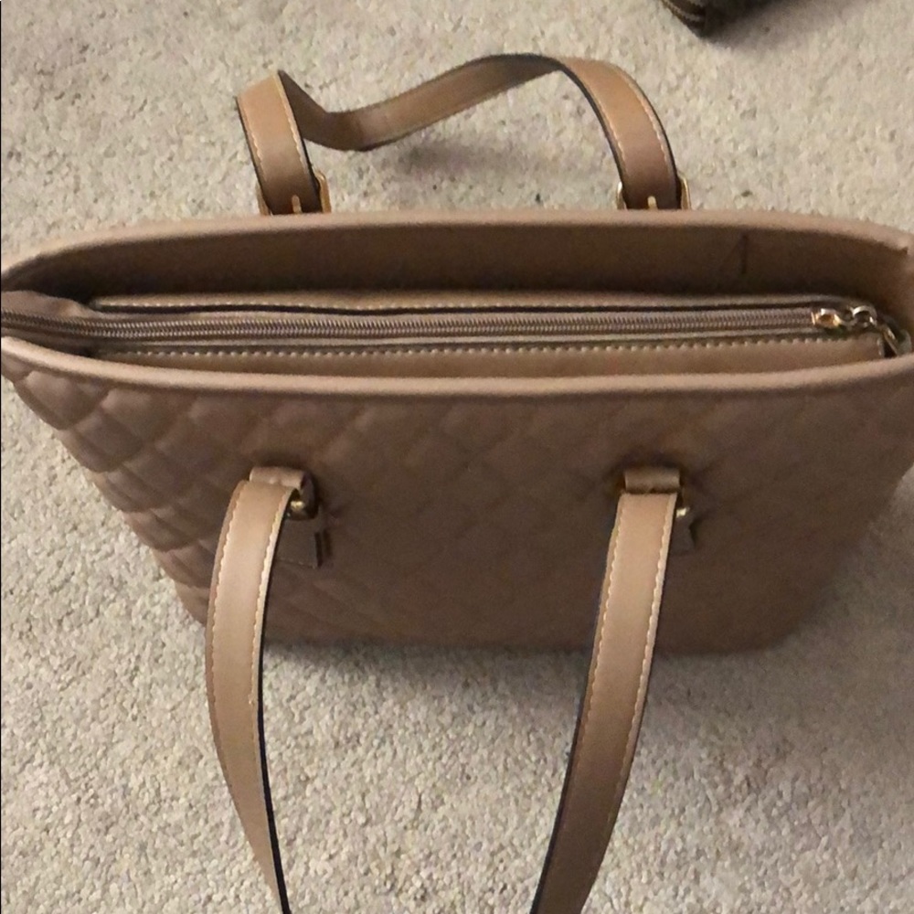 Purse - Picture 2 of 3